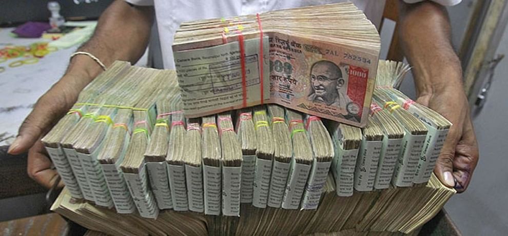 according to finance ministry only 18359 crorepati in india