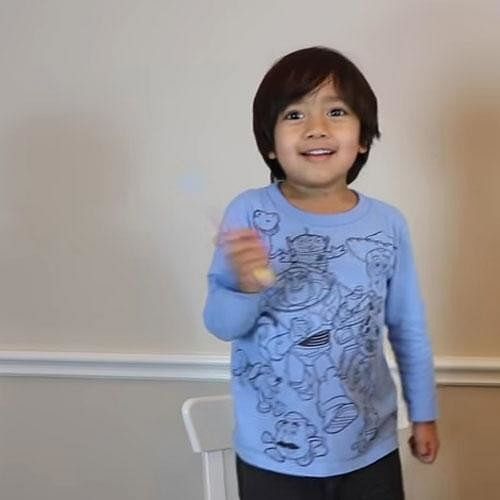 5 Year Old Ryan Is Youngest YouTube Star