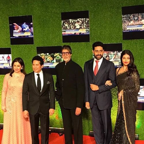 Shah Rukh Khan, Virat Kohli Attend Sachin Tendulkar Biopic 'Sachin: A Billion Dreams' Premiere