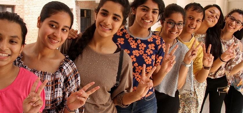 दीवान की रम्या ने किया जिला टॉप Dewan's Ramya did the district top