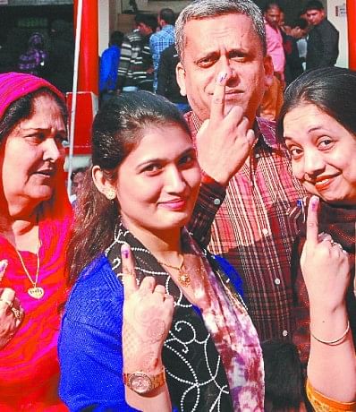 जिले में हुआ 54.09 प्रतिशत मतदान jile me hua 54.09 percent voteing