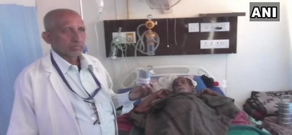 Madhya Pradesh Doctors operate and remove a steel glass from a man rectum in Satna