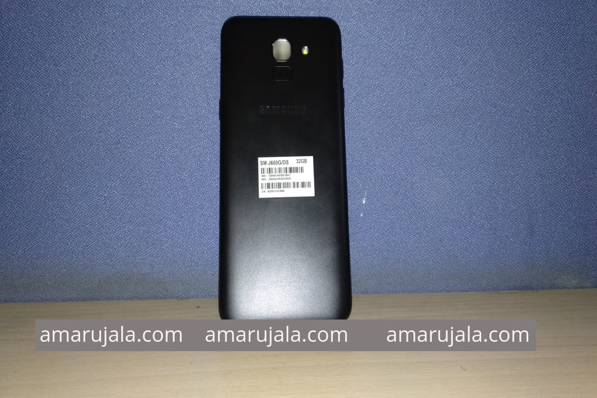 Samsung Galaxy J6 का रिव्यू: क्या खरीदने लायक है इनफिनिटी डिस्प्ले वाला यह फोन?