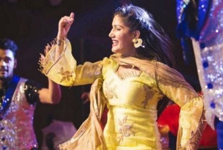 नए साल पर सपना चौधरी ने डांस से मचाया ऐसा गदर, पहले कभी नहीं देखे होंगे ऐसे तेवर sapna choudhary