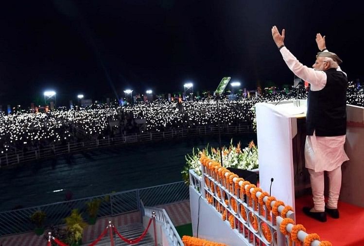 प्रधानमंत्री मोदी ने बदले अंडमान निकोबार के तीन द्वीपों के नाम, 'नेताजी को दी श्रद्धांजलि' प्रधानमंत्री नरेंद्र मोदी