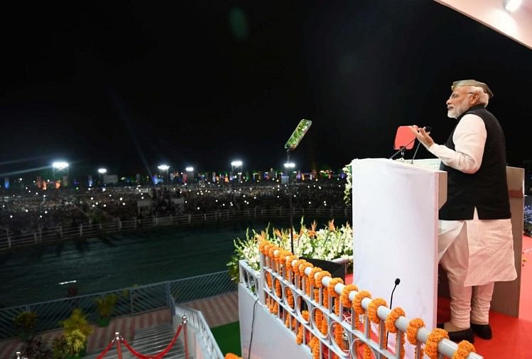प्रधानमंत्री मोदी ने बदले अंडमान निकोबार के तीन द्वीपों के नाम, 'नेताजी को दी श्रद्धांजलि' प्रधानमंत्री नरेंद्र मोदी