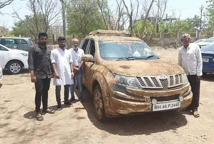 नहीं पड़ते कार की बॉडी पर गोबर के निशान cow dung on car-3