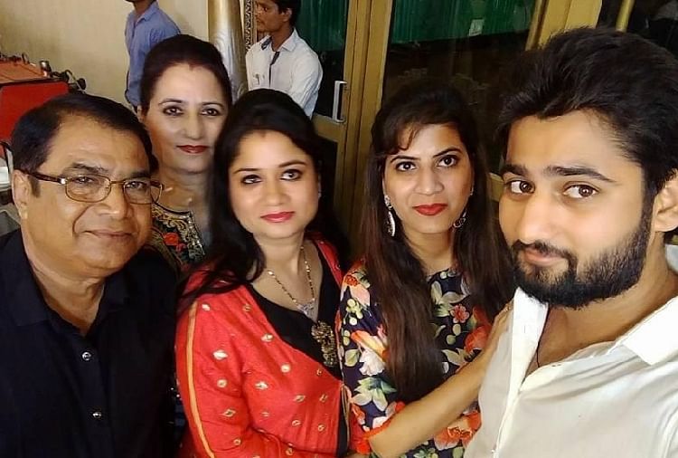 राकेश सहगल का परिवार