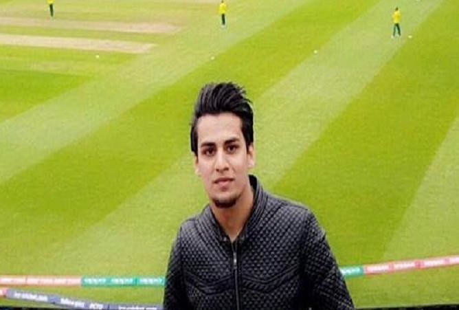 भारत से पाकिस्तान की हार के बाद फूट-फूटकर रोने वाला वो लड़का कौन है? momin saqib