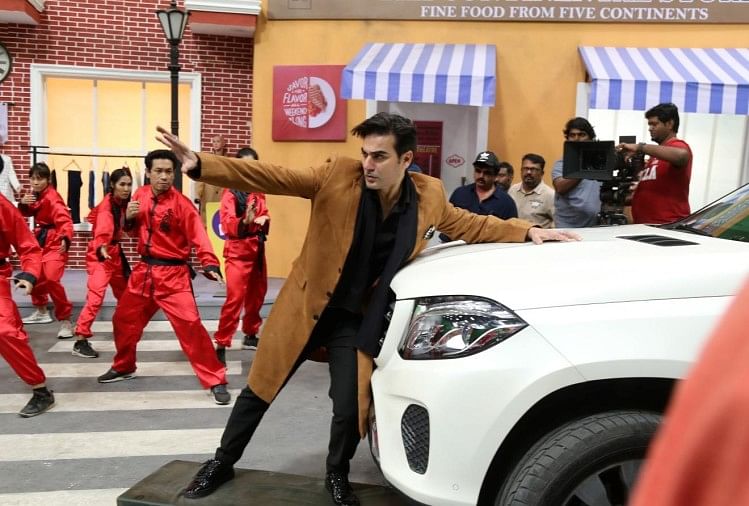Arbaaz Khan, Priya Prakash Varrier