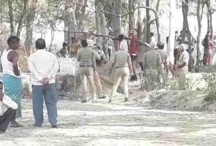 घटना के बाद मौके पर मौजूद पुलिस फोर्स