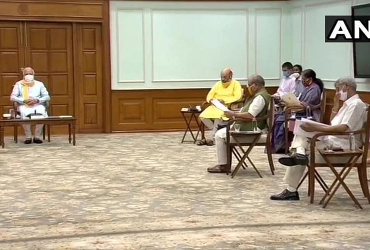 LIVE: मोदी कैबिनेट की बैठक में बड़े फैसले, 14 फसलों पर किसान को 50-83% ज्यादा दाम मिलेंगे केंद्रीय मंत्रिमंडल की सोमवार को बैठक हुई