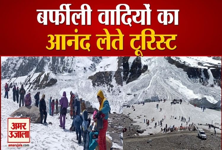 tourist in lahaul at weekend to see atal tunnel rohtang