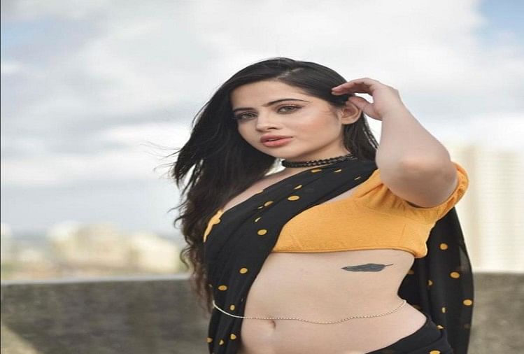 Urfi Javed: उर्फी जावेद के देसी लुक ने उड़ाए फैंस के होश, इंस्टा रील शेयर कर बोलीं- प्यार हो गया रॉयल लाइफस्टाइल जीती हैं उर्फी जावेद