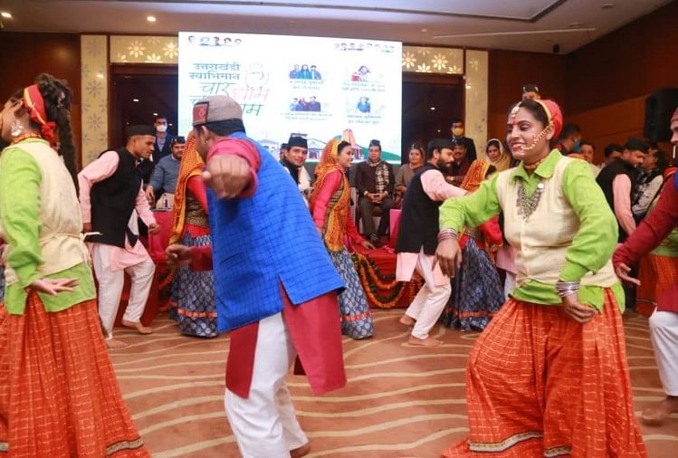 उत्तराखंड: कांग्रेस के चुनाव अभियान थीम सांग पर थिरके पार्टी नेता, हरक सिंह ने हरीश और प्रीतम संग लगाए ठुमके, तस्वीरें uttarakhand assembly election 2022: harak singh rawat harish rawat and pritam singh danced together, photos