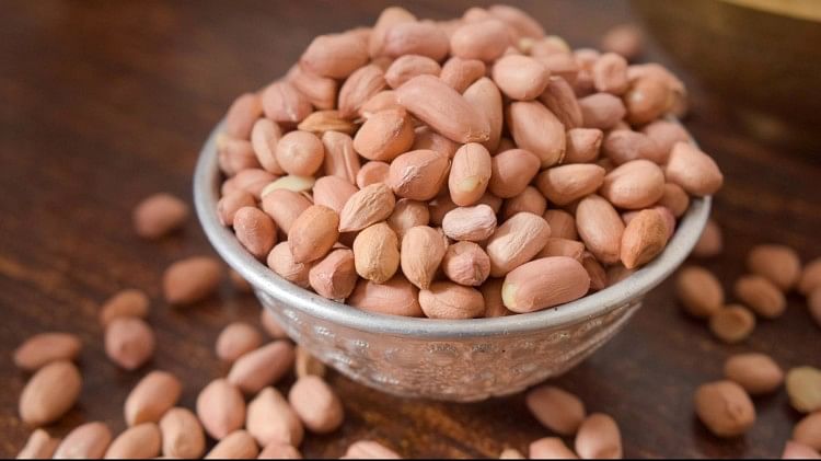 Peanuts: Who should not eat peanuts, know the benefits and side effects of peanuts