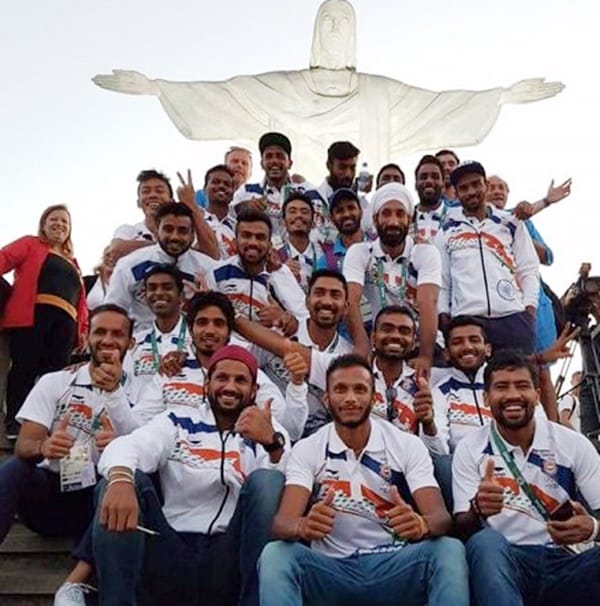 http://spiderimg.amarujala.com/assets/images/uploads/hockey_57a488925906d.jpg