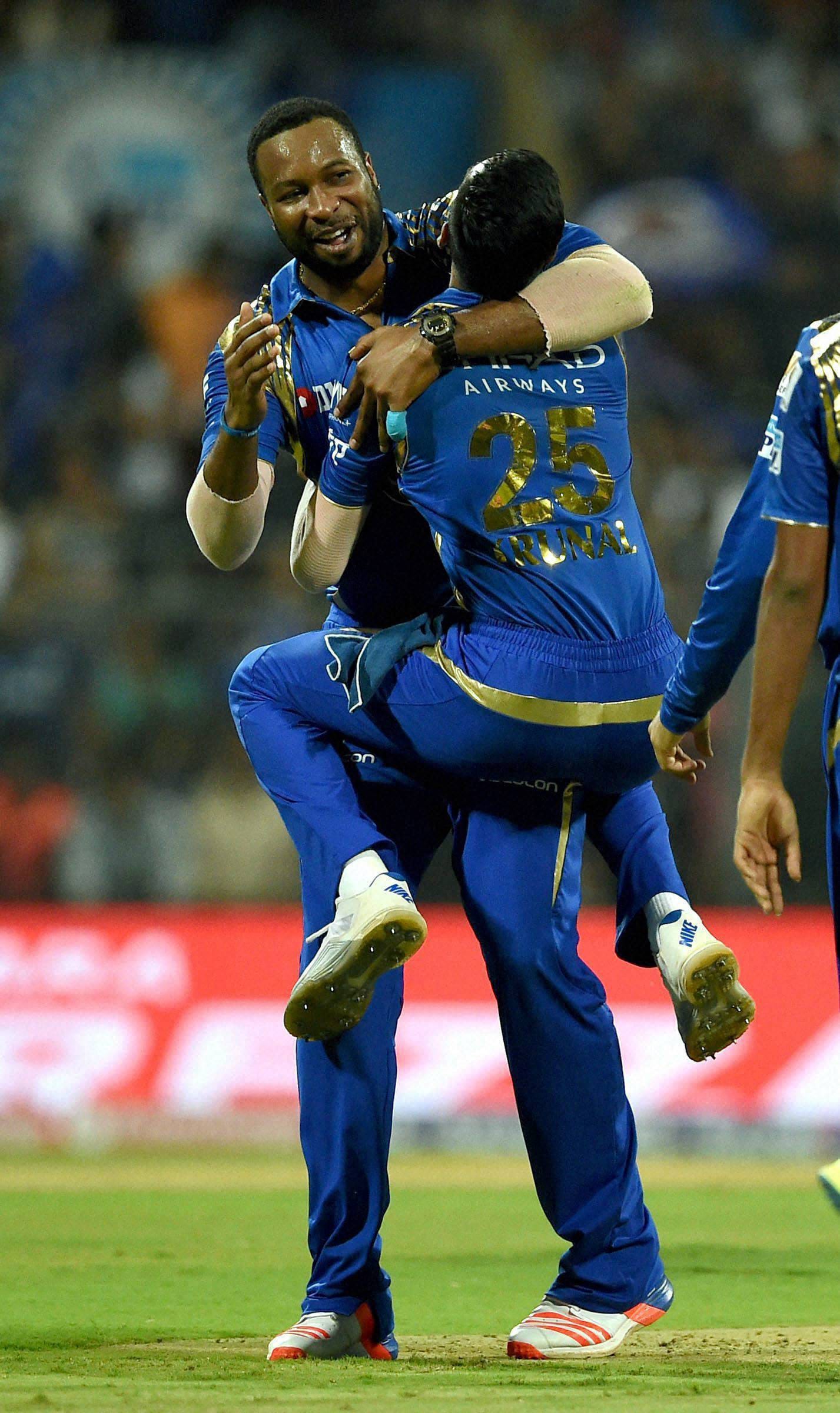 http://spiderimg.amarujala.com/assets/images/uploads/krunal-pandya-1_57186f4d2fd97.jpg