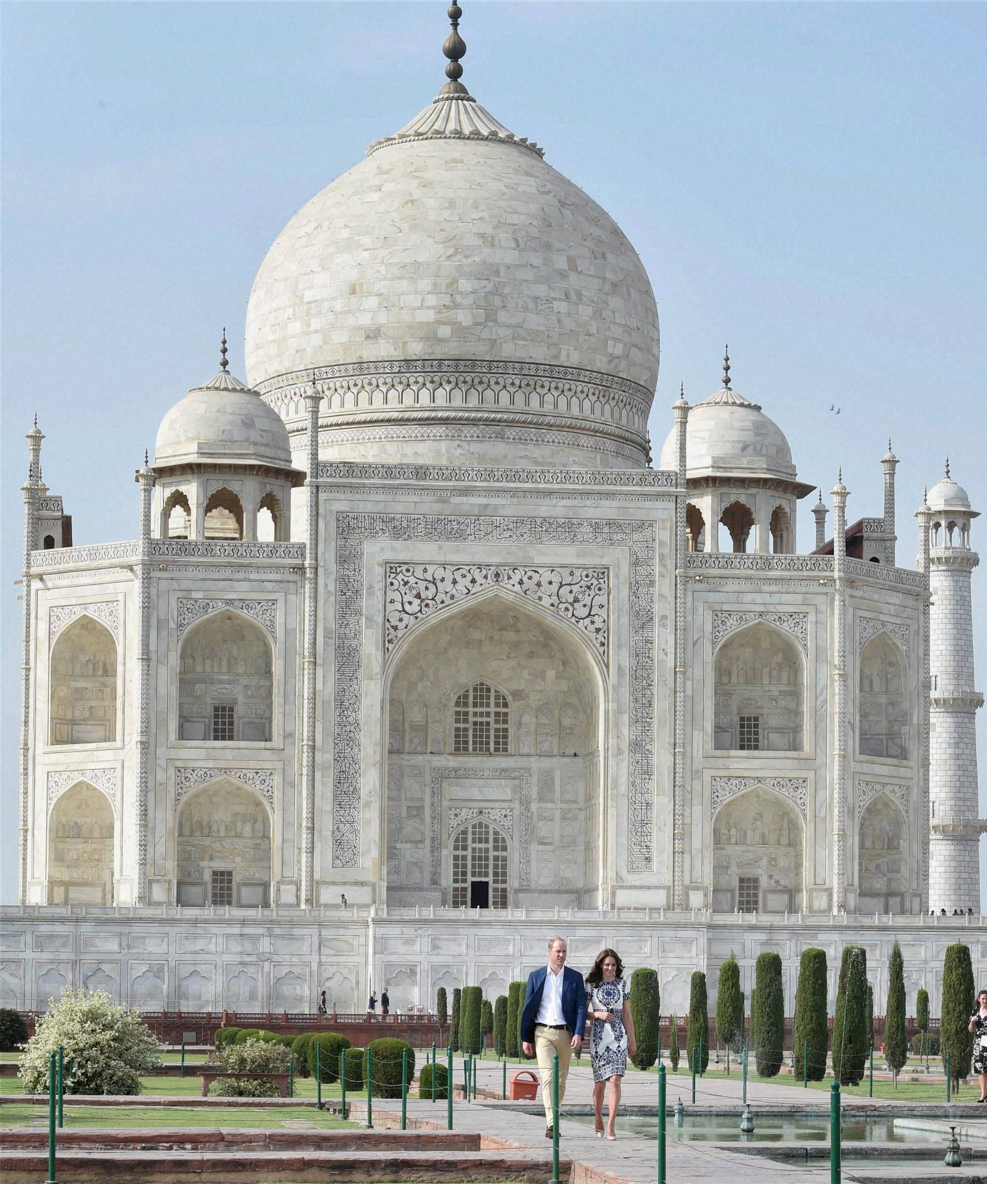 http://spiderimg.amarujala.com/assets/images/uploads/prince-11_5712597eda6b0.jpg