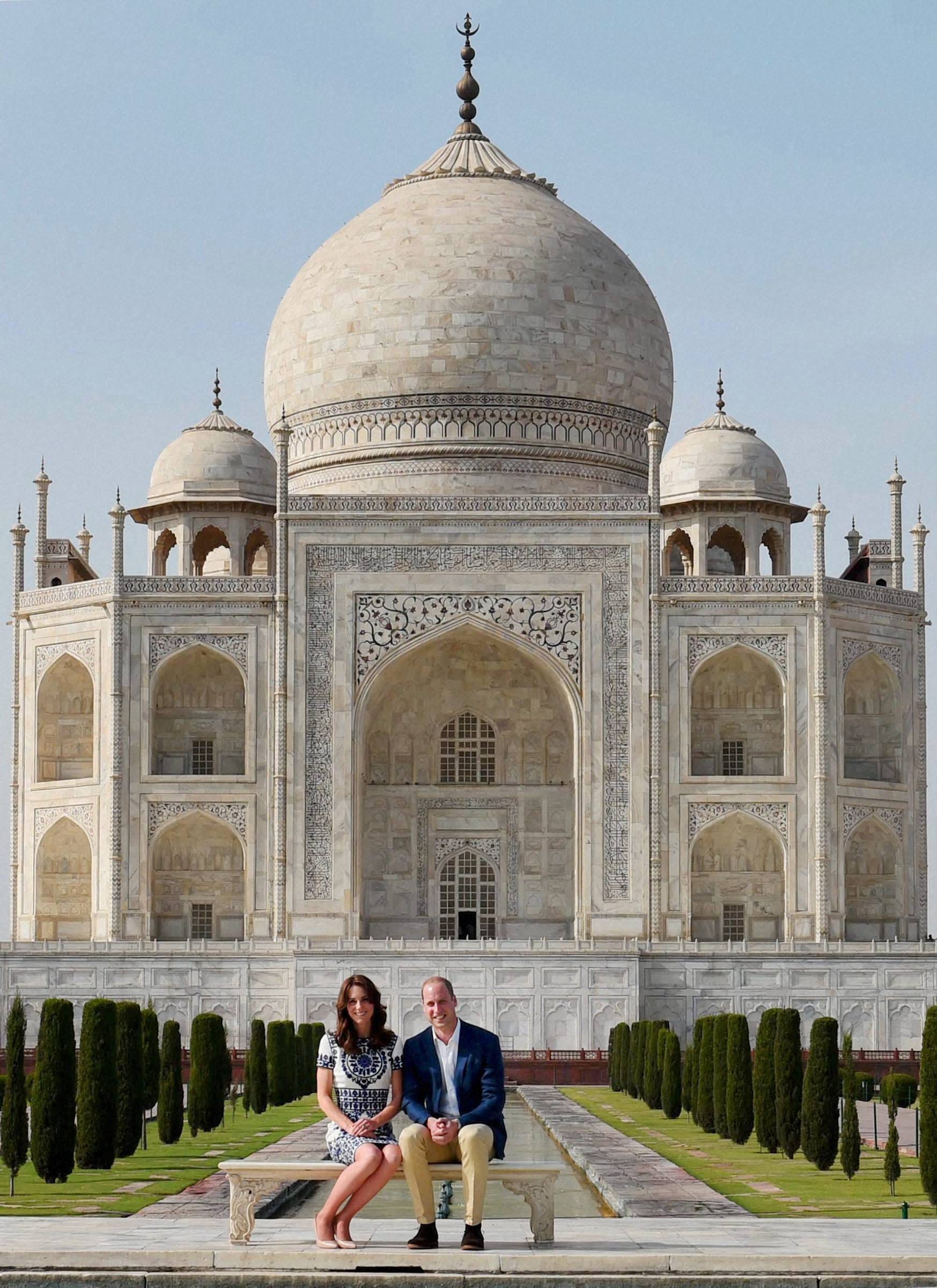 http://spiderimg.amarujala.com/assets/images/uploads/prince-25_57125aba27fa7.jpg