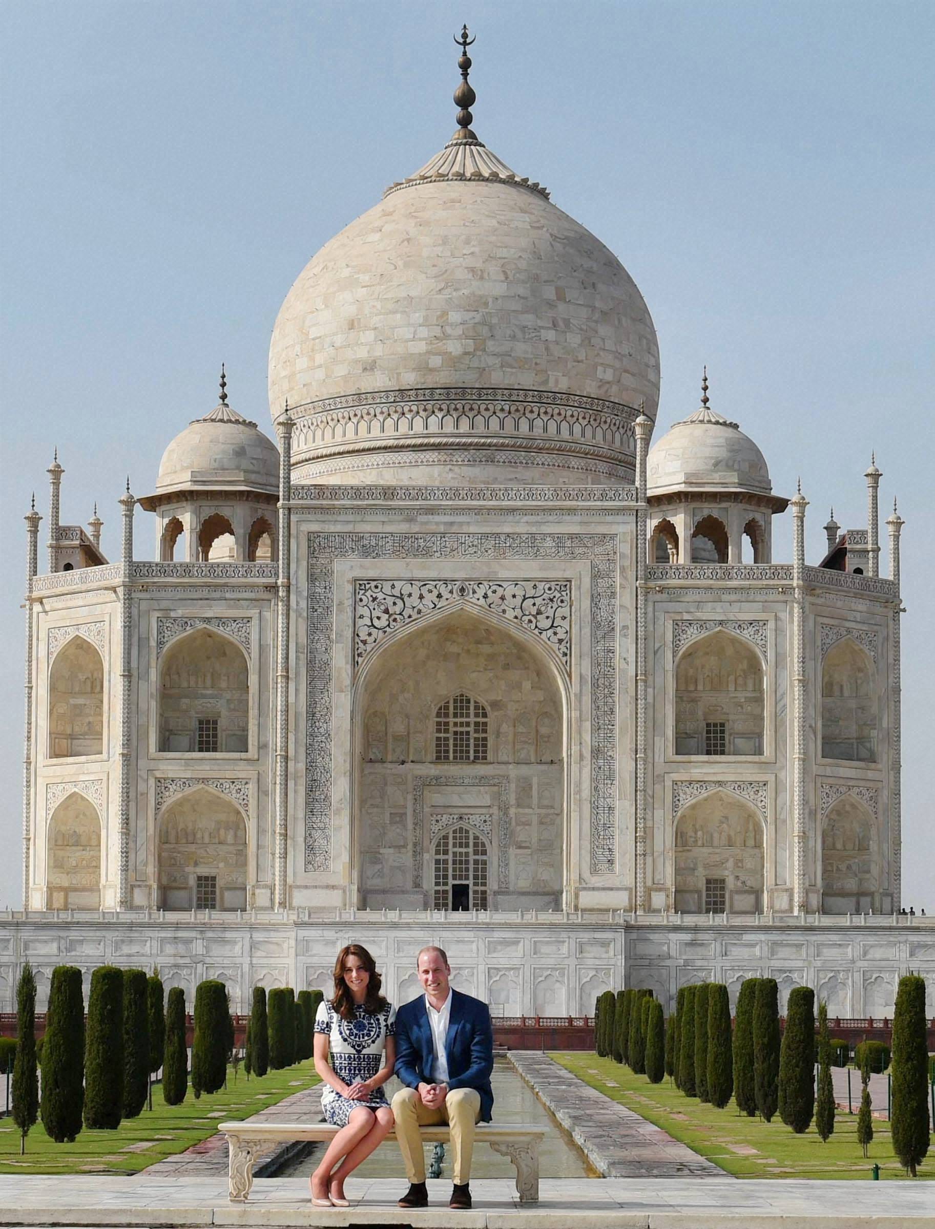 http://spiderimg.amarujala.com/assets/images/uploads/prince-29_57125b1837d8f.jpg
