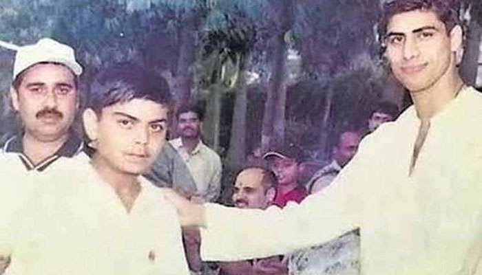 http://spiderimg.amarujala.com/assets/images/uploads/virarr_574815b6a90aa.jpg