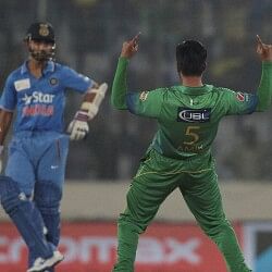 India vs Pakistan Cricket Match in Kolkata Eden Gardens