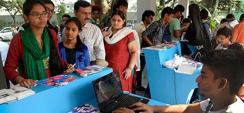 Reliance Jio’s plan: Rs 200 sim card will give you 75 GB Data and 4500 mins