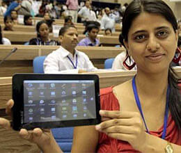 Govt bats for Aakash 2 @ Rs 1,500