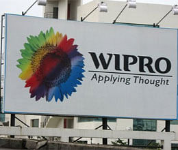 Wipro trains students in finance, accounts online