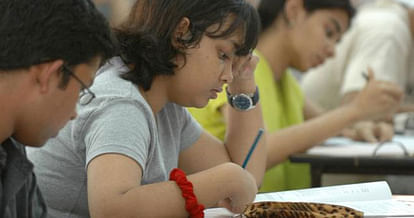 JEE (Main) online exam to begin on April 09