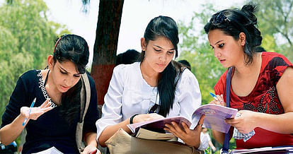 DU issues schedule for filling reserved vacant seats