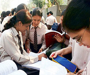 Govt Favours Probe Into Leakage of Class XII Maths Paper