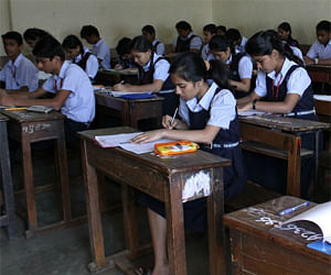 5 teachers suspended in mass copying case of PSEB English exam  
