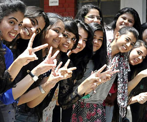 Girls outshine Boys in UP Board Class 12 results