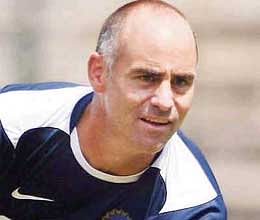 rajasthan royals appoint paddy upton as head coach