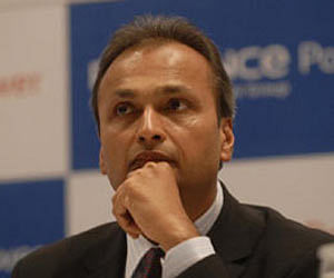 Sumitomo Mitsui may take up to 10 pc stake in Reliance capital