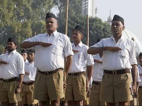 Special Shakha On Rashtriya Swayamsevak Sangh Foundation Day Rss क 90व स थ पन द वस 8 क ल क कर द ख ए प र त क श ख Amar Ujala Hindi News Live