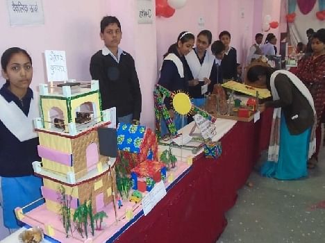 20 Science Models Were Rewarded 20 व ज ञ न म डल ह ए प रस क त Amar Ujala Hindi News Live