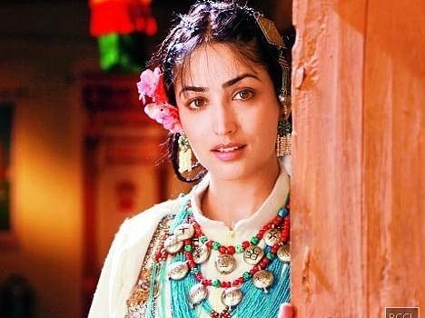 Yami Gautam In Traditional Costumes Of Himachal In Movie Sanam Re फ ल म सनम र म पह ड ल क म नजर आई य म ग तम Amar Ujala Hindi News Live