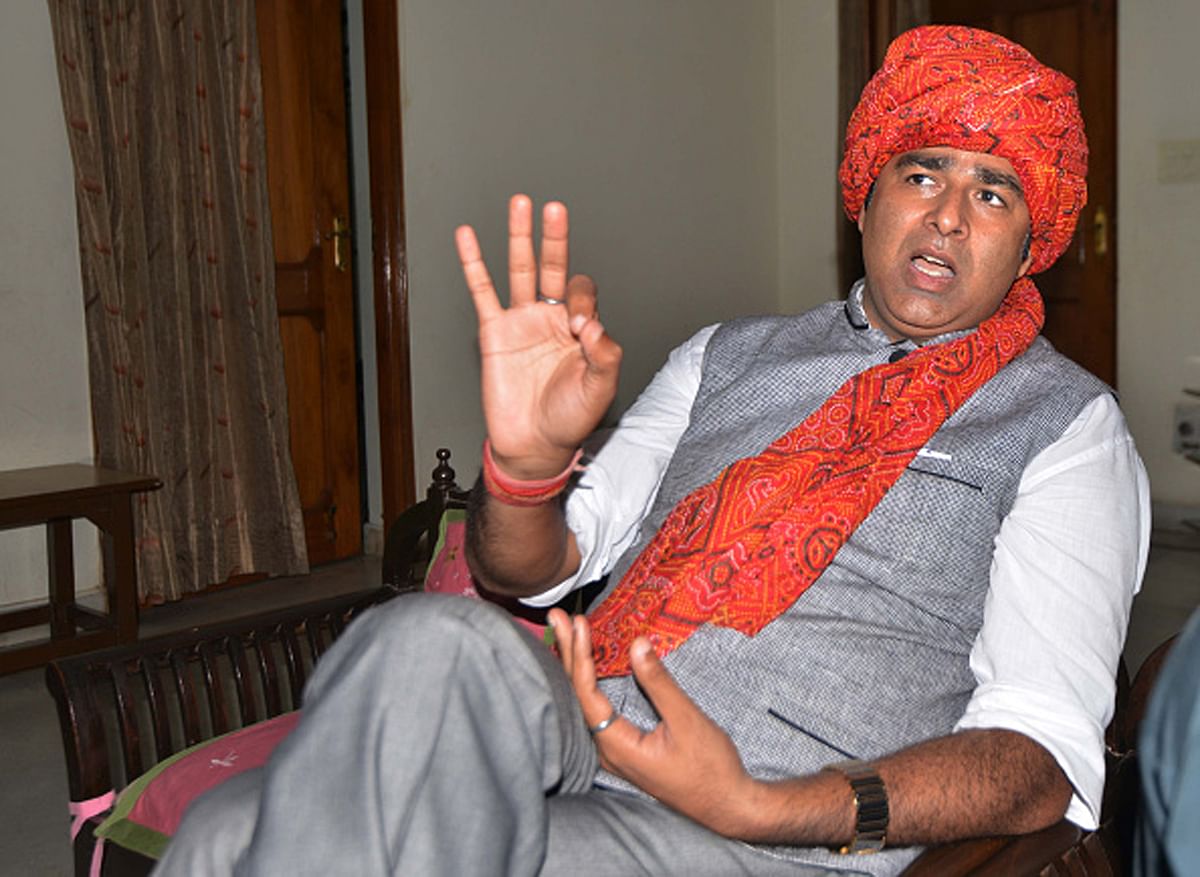 Attack on the residence of BJP MLA Sangeet Som in meerut