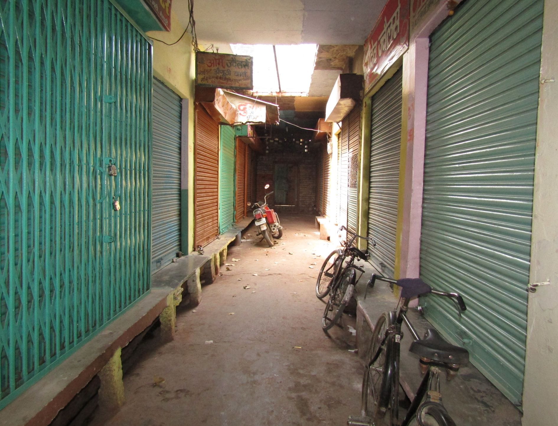 Dc Chowk Market In Sector9 Of Rohini Shut Till 19th July For Violation