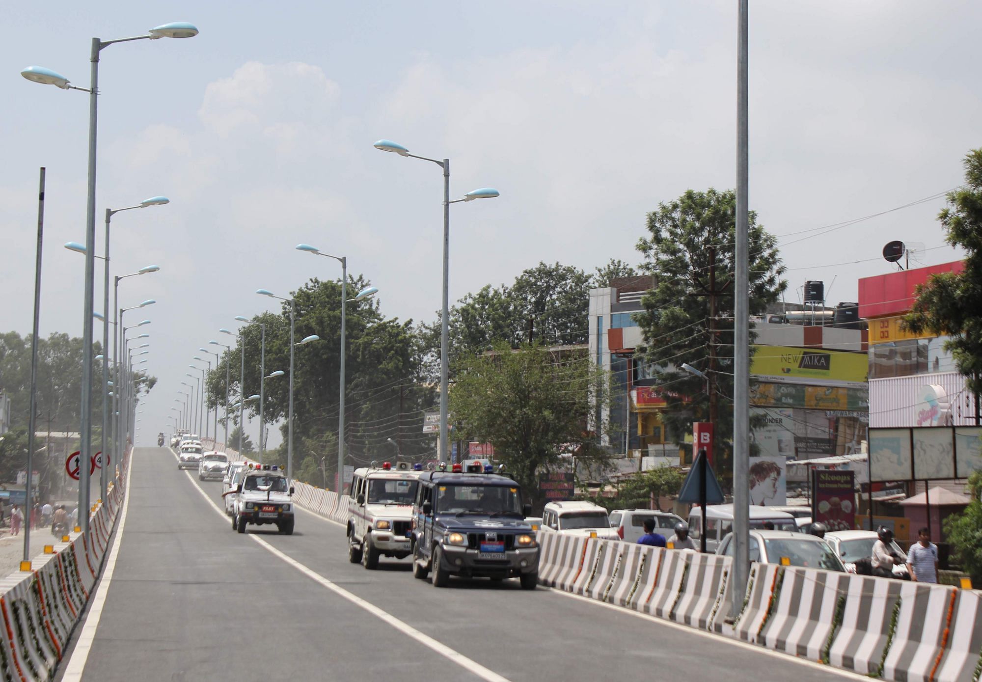 accident in balliwala flyover dehradun no solution found