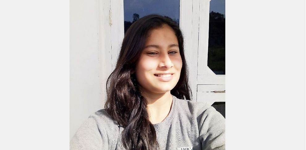 komal-sharma_1471581826.jpeg