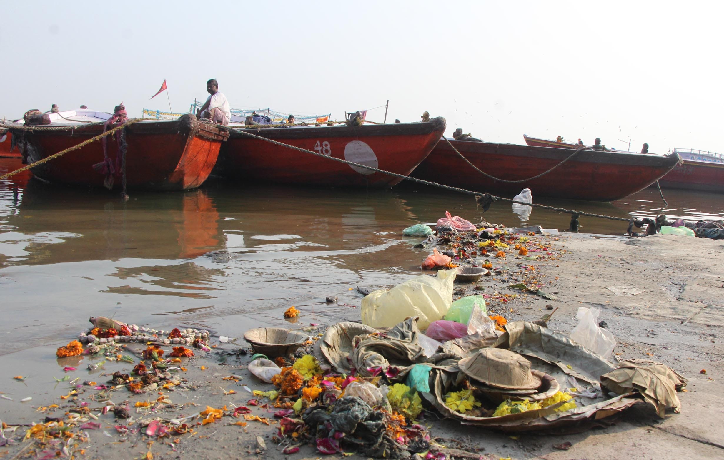 Clean Sanitation In Varanasi पीएम आते हैं तो आती है स्वच्छता अभियान