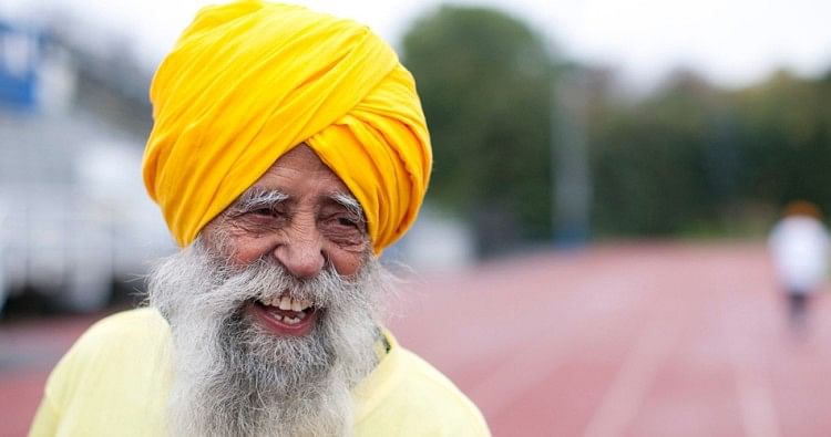 World's Oldest 105 Years Old Fauja Singh Long Life Secret, Exposed In A  Interview At Patiala - 105 साल के फौजा सिंह की लंबी उम्र का बस एक ये राज  है, यकीं