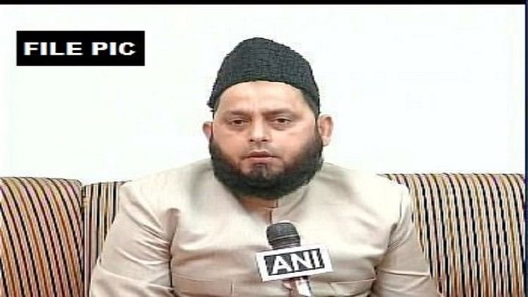 मौलाना खालिद रशीद फरंगी महली लोकसभा चुनाव की तारीखों से नाराज, इसलिए की शेड्यूल बदलने की मांग मौलाना खालिद रशीद