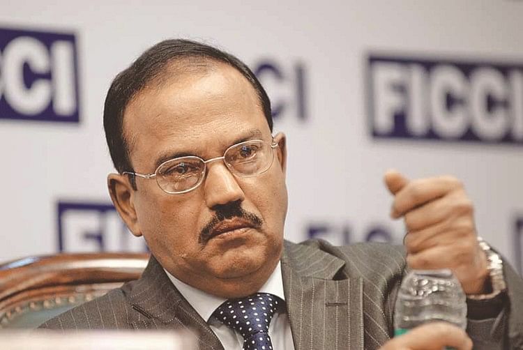 डोभाल के बेटे ने नोटबंदी के बाद फंड बाहर भेज कर वापस लाया : कांग्रेस Ajit Doval