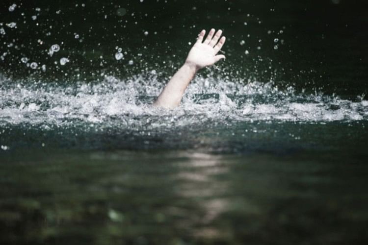 Remaja Meninggal Tenggelam Saat Mandi Di Sungai Untuk Menawarkan Arghya Di Chhath Puja Di Mau