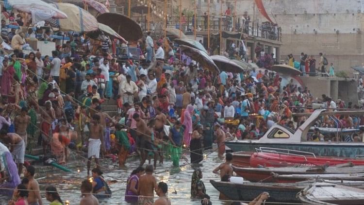 Ganga Dussehra 2021 Date Ganga Dussehra Kab Hai Shubh Muhurat Puja Vidhi Story And Mantra Ganga Dussehra 2021 à¤— à¤— à¤¦à¤¶à¤¹à¤° à¤•à¤¬ à¤œ à¤¨ à¤ à¤— à¤— à¤œ à¤• à¤®à¤¹à¤¤ à¤µ à¤ª à¤œà¤¨ à¤µ à¤§ à¤